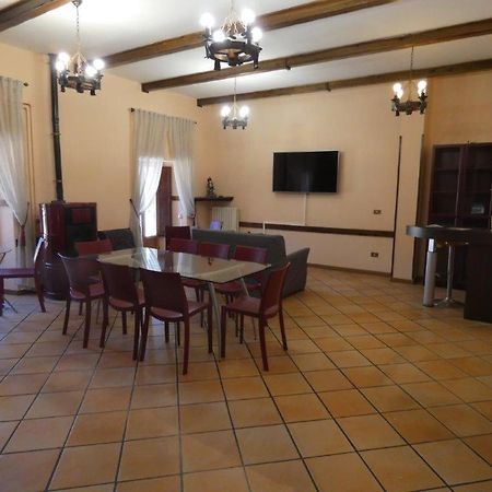 Dimora Fresilia Casa Vacanze Opi Exterior foto